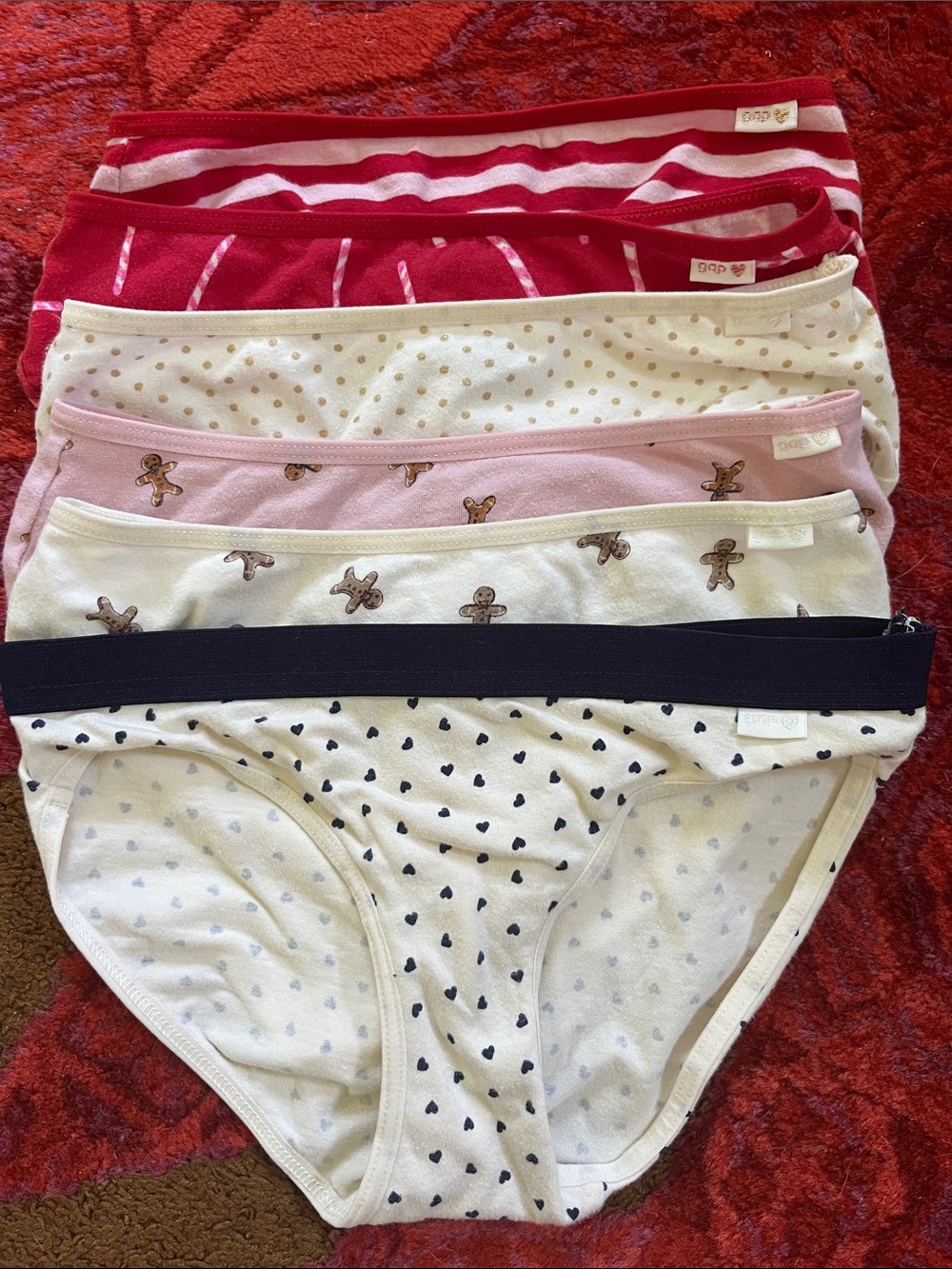 GAP Girls' Red, Pink & White Cotton Briefs - 6-Pack